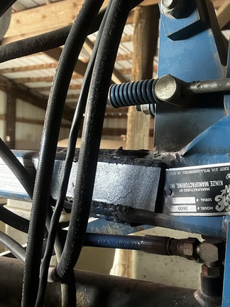 2001 Kinze 3600 Planter