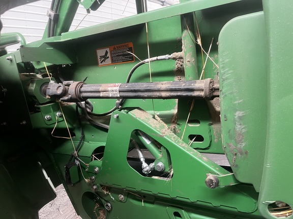2013 John Deere 640FD Header Combine