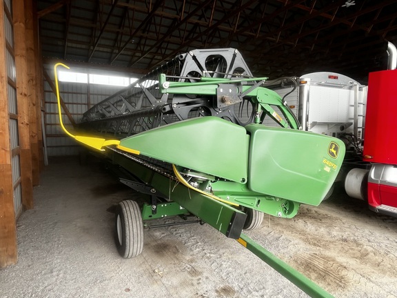 2013 John Deere 640FD Header Combine