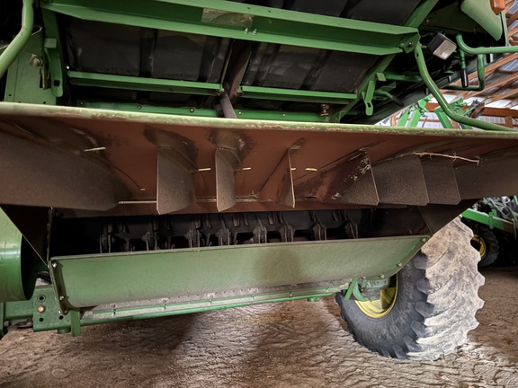 2001 John Deere 9650 STS Combine