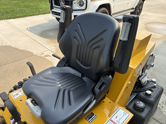 2024 Walker MH38i Mower/Zero Turn