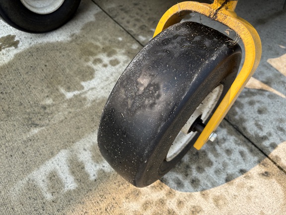 2024 Walker MH38i Mower/Zero Turn