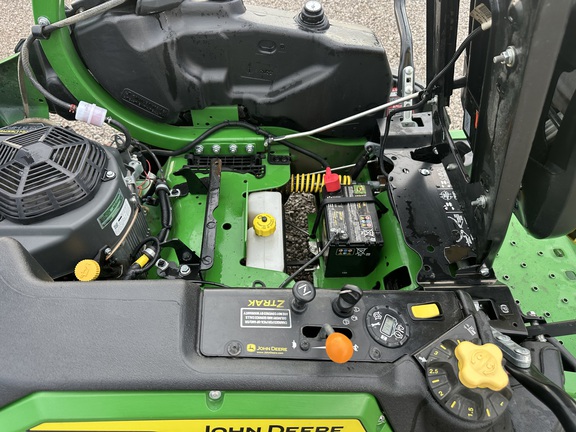 2023 John Deere Z920M Mower/Zero Turn