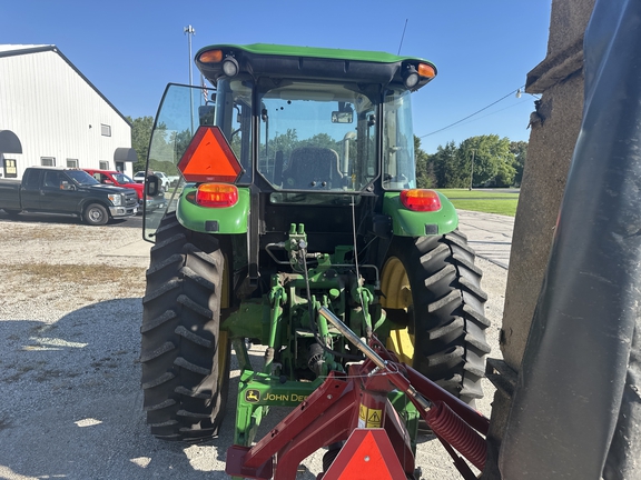 2014 John Deere 6105D Tractor