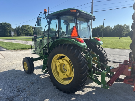 2014 John Deere 6105D Tractor
