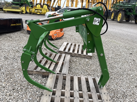 2026 John Deere 5 Tine Silage/Round Bale Grapple Attachments