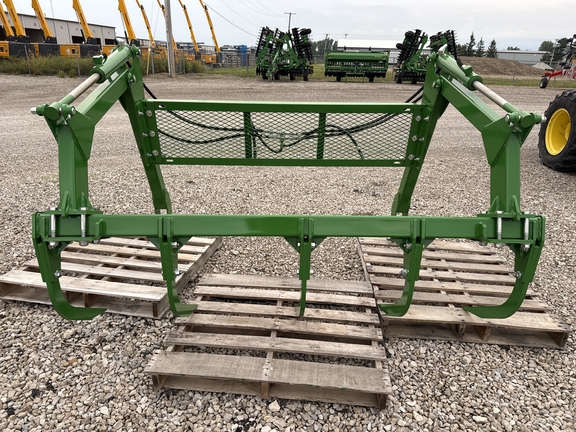 2026 John Deere 5 Tine Silage/Round Bale Grapple Attachments