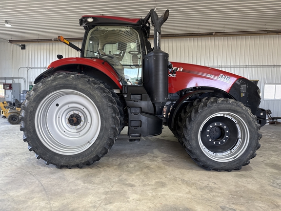 2021 Case IH 310 Tractor