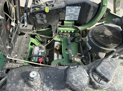 2018 John Deere Z950M Mower/Zero Turn