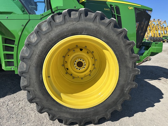 2023 John Deere 9R 640 Tractor 4WD