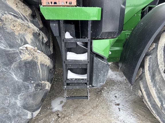 2023 John Deere 8R 410 Tractor
