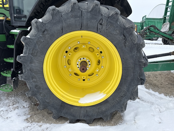 2023 John Deere 8R 410 Tractor