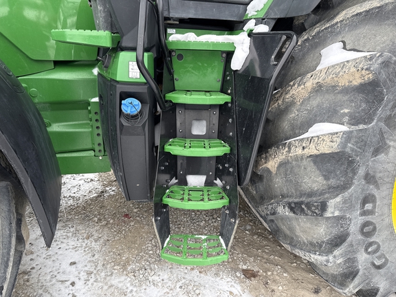2023 John Deere 8R 410 Tractor