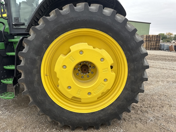 2023 John Deere 8R 410 Tractor