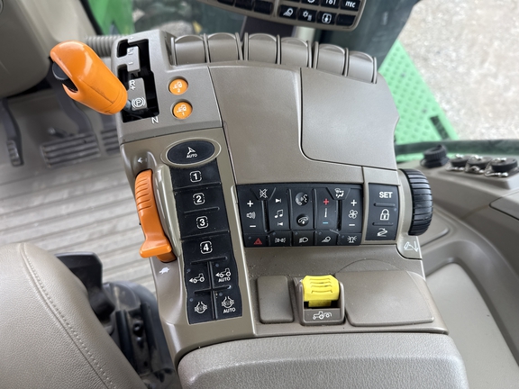 2023 John Deere 8R 410 Tractor