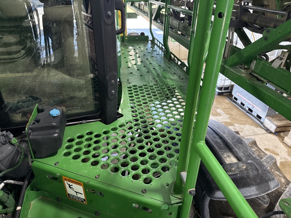 2021 John Deere R4038 Sprayer/High Clearance
