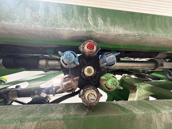 2021 John Deere R4038 Sprayer/High Clearance