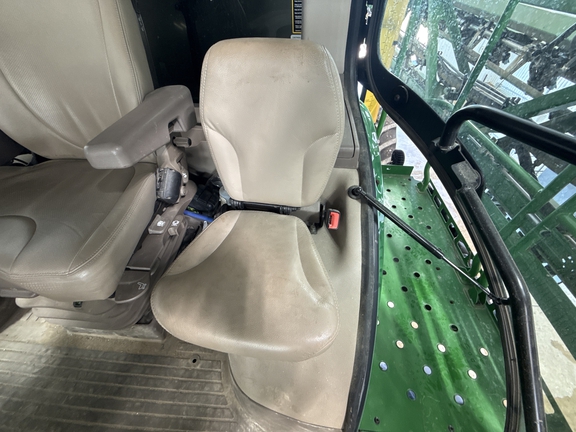 2021 John Deere R4038 Sprayer/High Clearance
