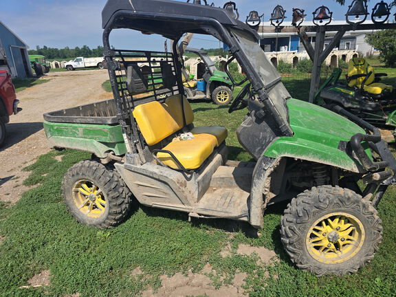 2022 John Deere XUV 590M ATV