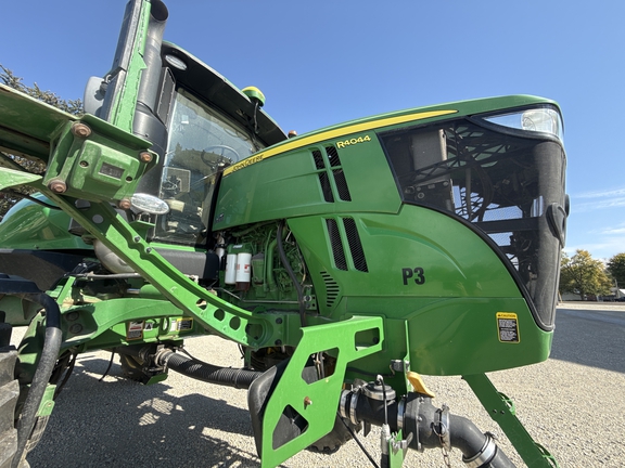 2020 John Deere R4044 Sprayer/High Clearance