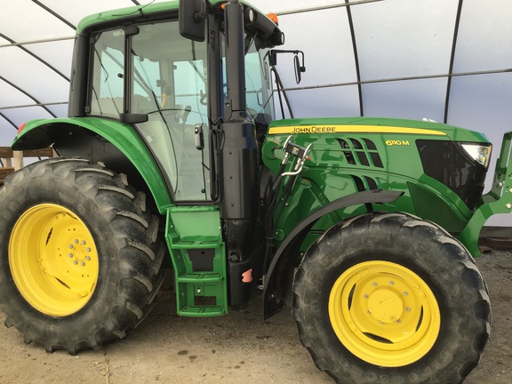 2018 John Deere 6110M Tractor