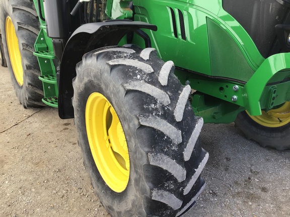 2018 John Deere 6110M Tractor