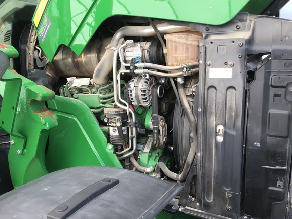 2018 John Deere 6110M Tractor