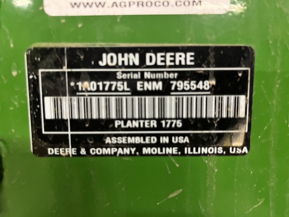 2022 John Deere 1775NT Planter