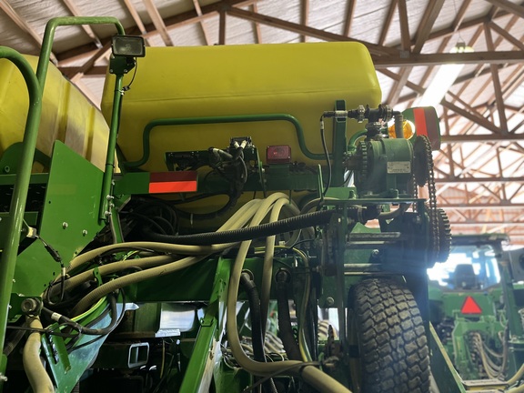 2021 John Deere 1795 Planter