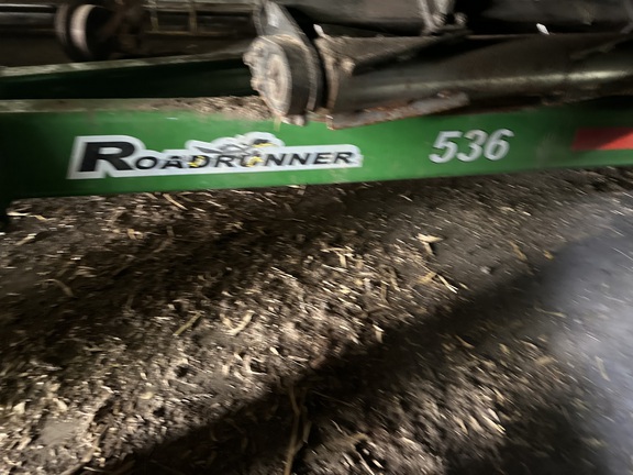 Unverferth Roadrunner 536 Header Transport