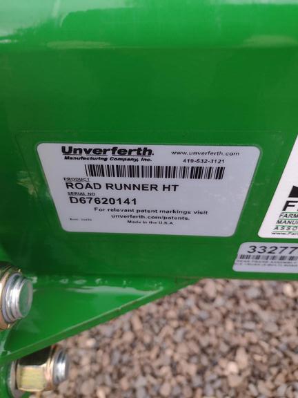 Unverferth Roadrunner 536 Header Transport