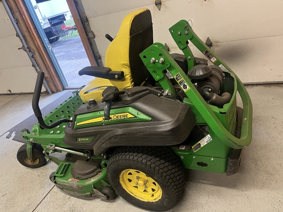 2021 John Deere Z920M Mower/Zero Turn