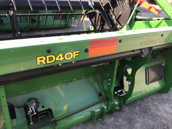 2023 John Deere RD40F Header Combine