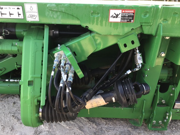 2023 John Deere RD40F Header Combine