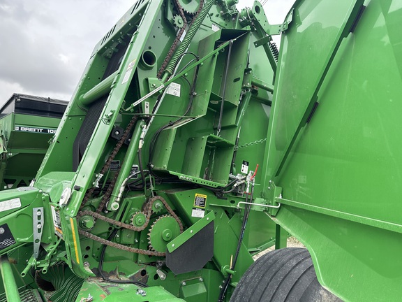 2022 John Deere 460M Baler/Round