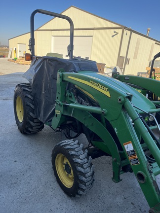 2010 John Deere 3320 Tractor Compact