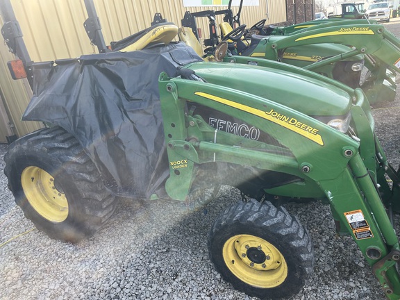 2010 John Deere 3320 Tractor Compact