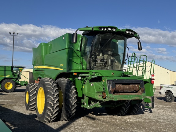 2021 John Deere S760 Combine