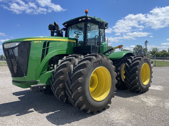 2014 John Deere 9510R Tractor 4WD