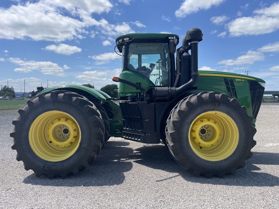 2014 John Deere 9510R Tractor 4WD