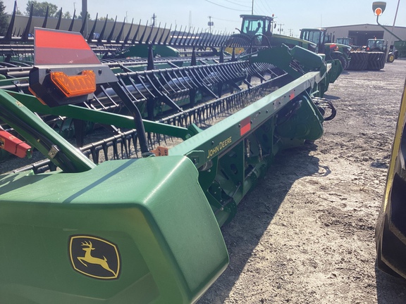 2023 John Deere RD40F Header Combine