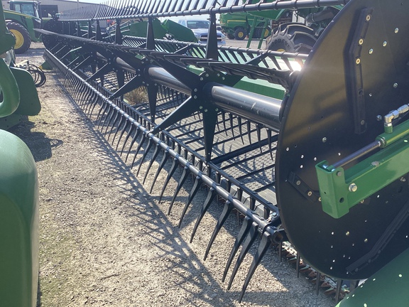 2023 John Deere RD40F Header Combine