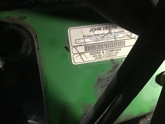 2014 John Deere 6105M Tractor