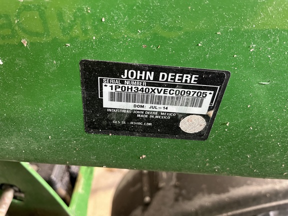 2014 John Deere 6125R Tractor