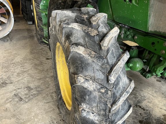 2014 John Deere 6125R Tractor