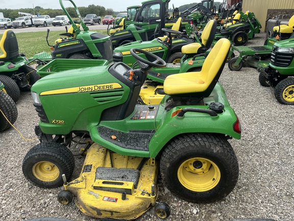 2011 John Deere X720 Garden Tractor