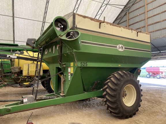 J&M 525 Grain Cart