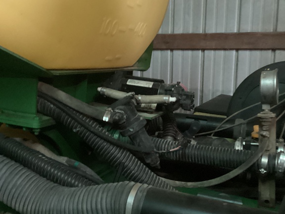 2011 John Deere 1770NT Planter