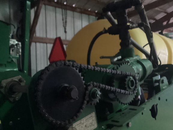 2011 John Deere 1770NT Planter