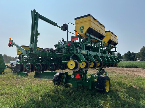 2024 John Deere 1745 Planter